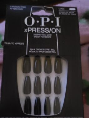 OPI xPRESS/ON Long Artificial Nails in Black